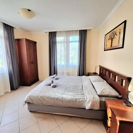 Апартаменты Marina Sun Sea View