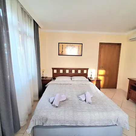 Marina Sun Sea View * 索佐波尔