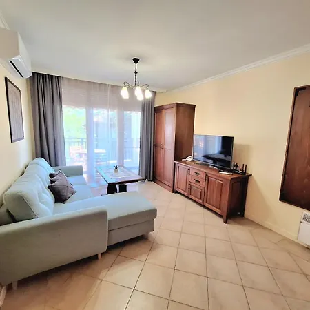 Апартаменты Marina Sun Sea View