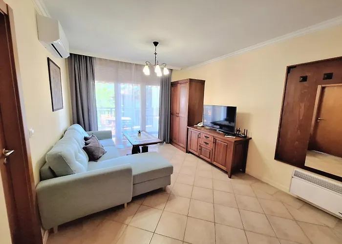 Апартамент Marina Sun Sea View